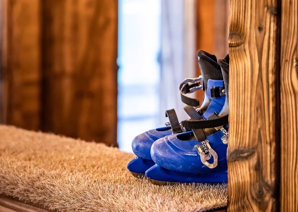 Cycling race team base with Modubarn registration area