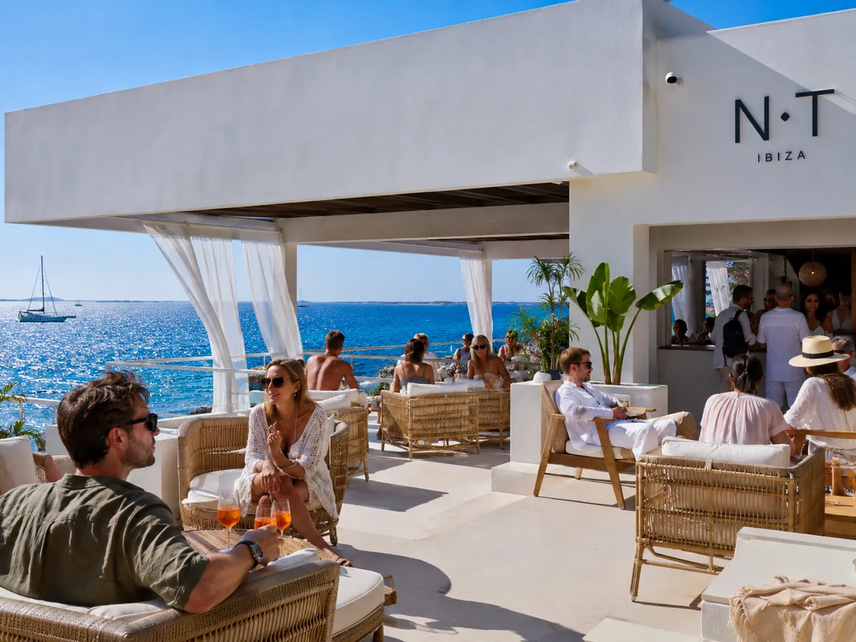 Coastal pop-up structure with rendered beach club finish